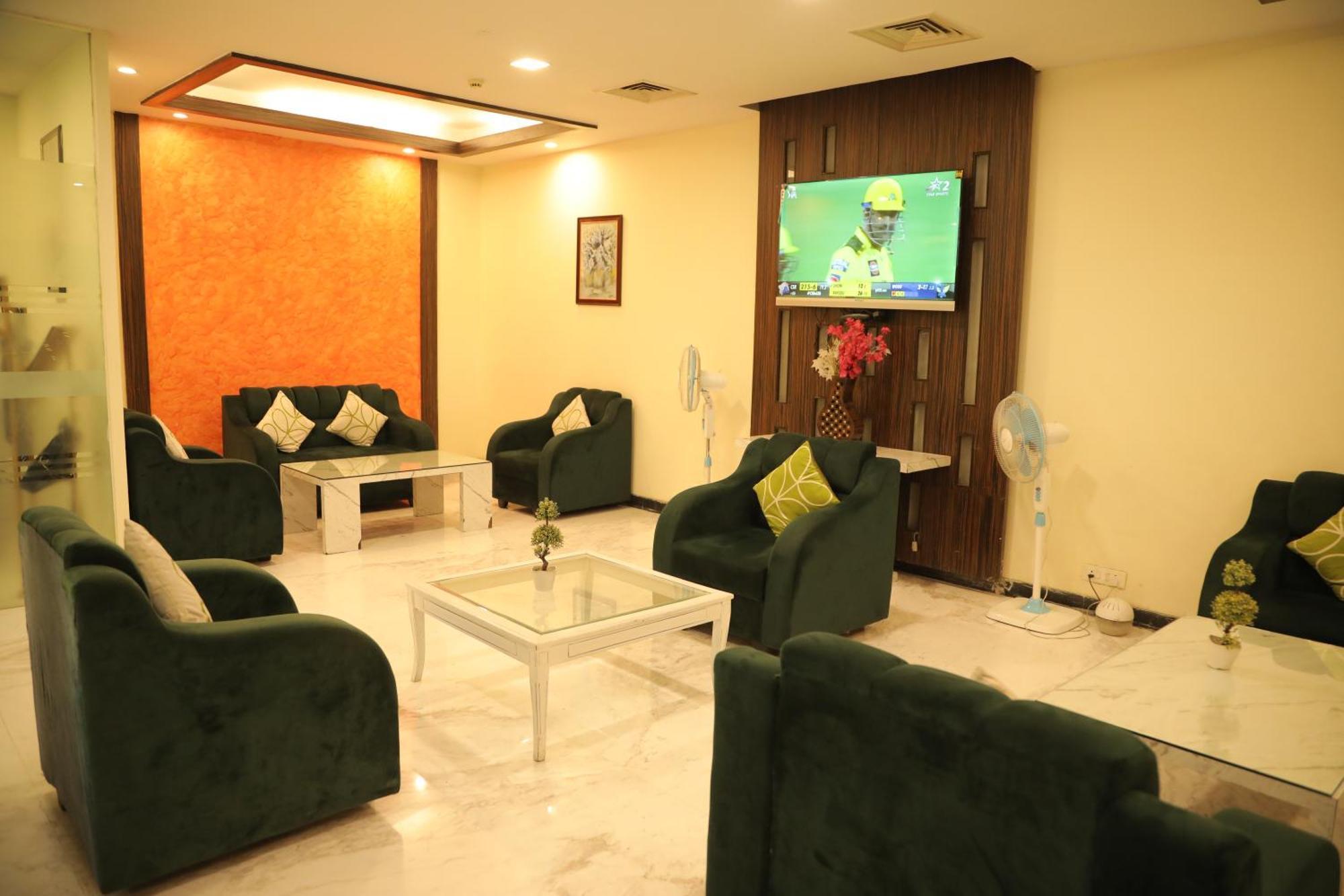 Hyphen Haridwar Grand Hotel Екстериор снимка