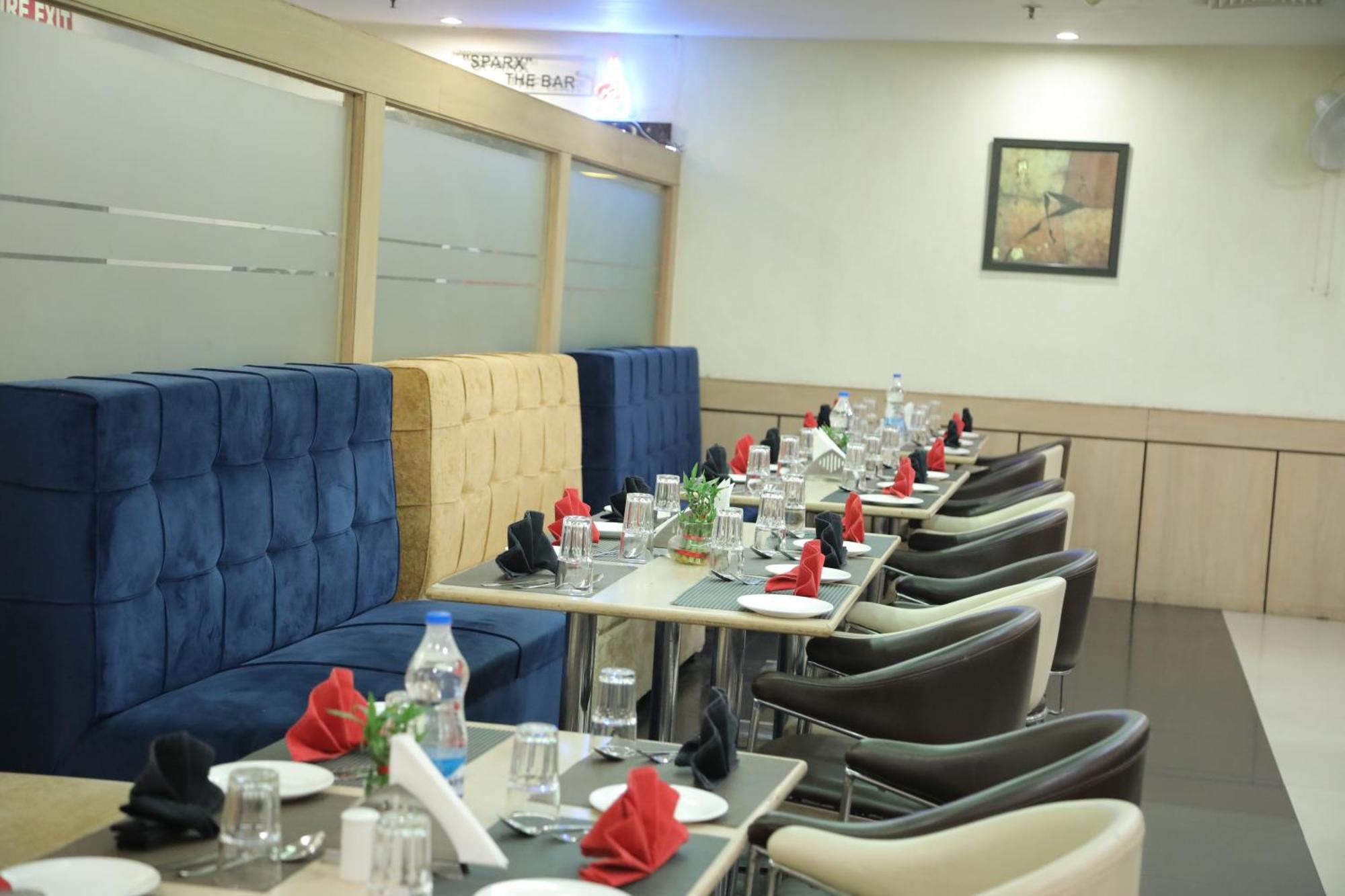 Hyphen Haridwar Grand Hotel Екстериор снимка