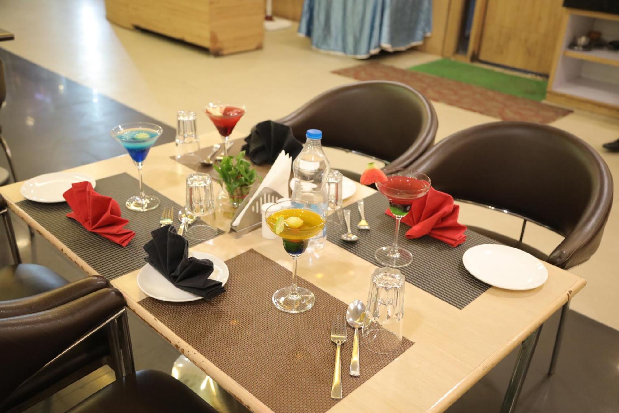 Hyphen Haridwar Grand Hotel Екстериор снимка