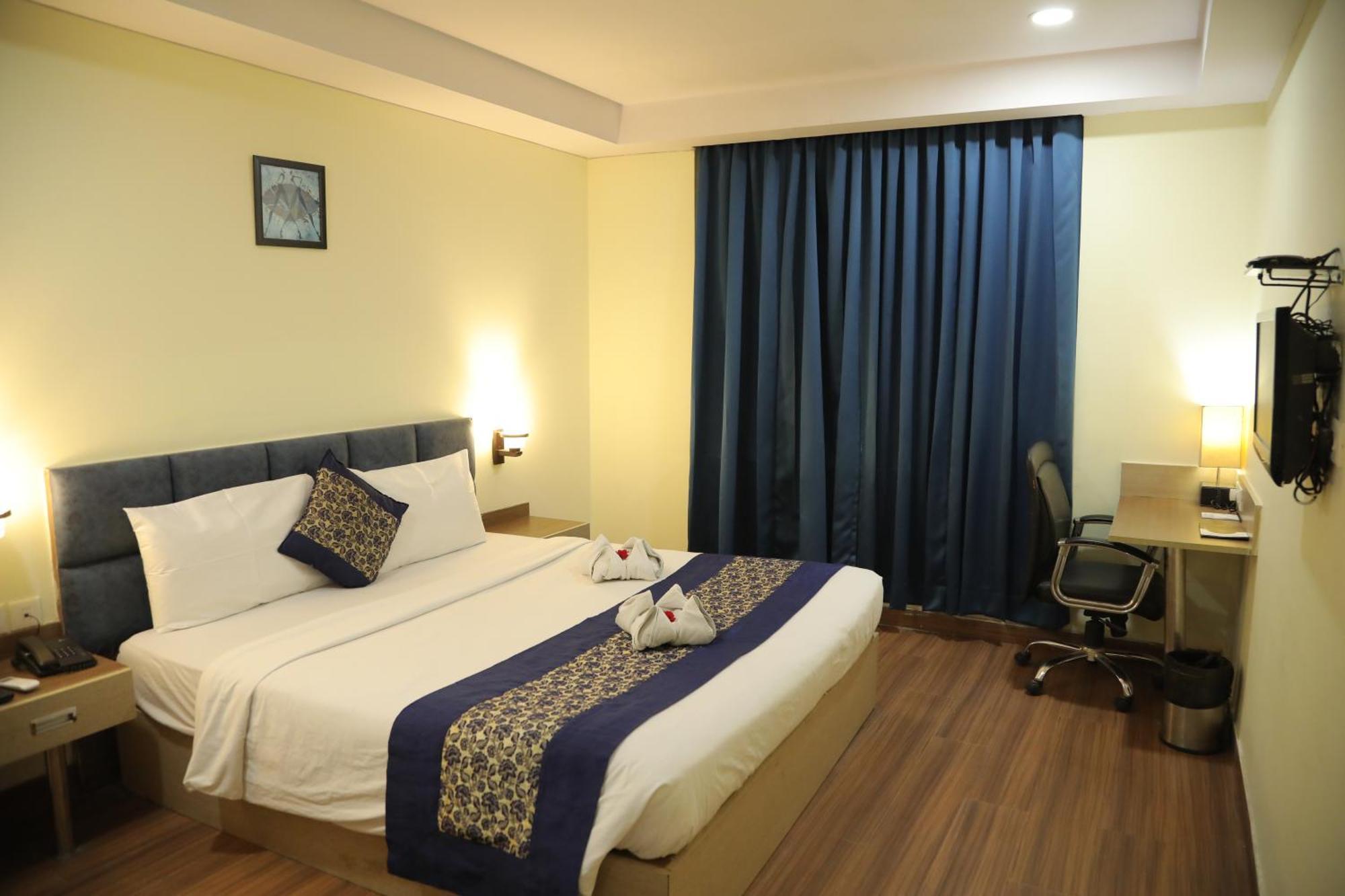 Hyphen Haridwar Grand Hotel Екстериор снимка