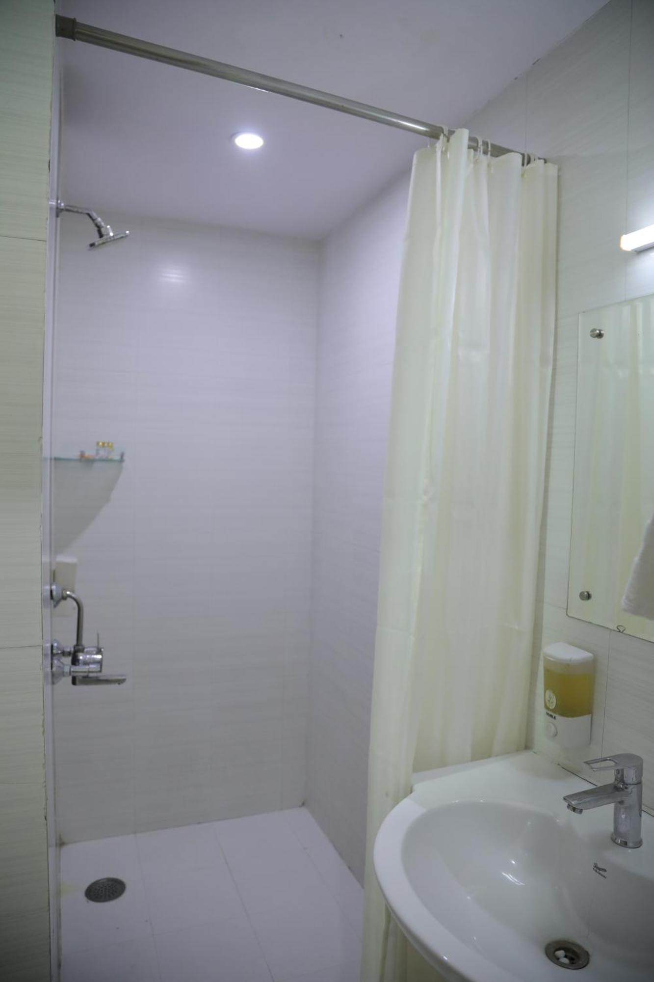 Hyphen Haridwar Grand Hotel Екстериор снимка